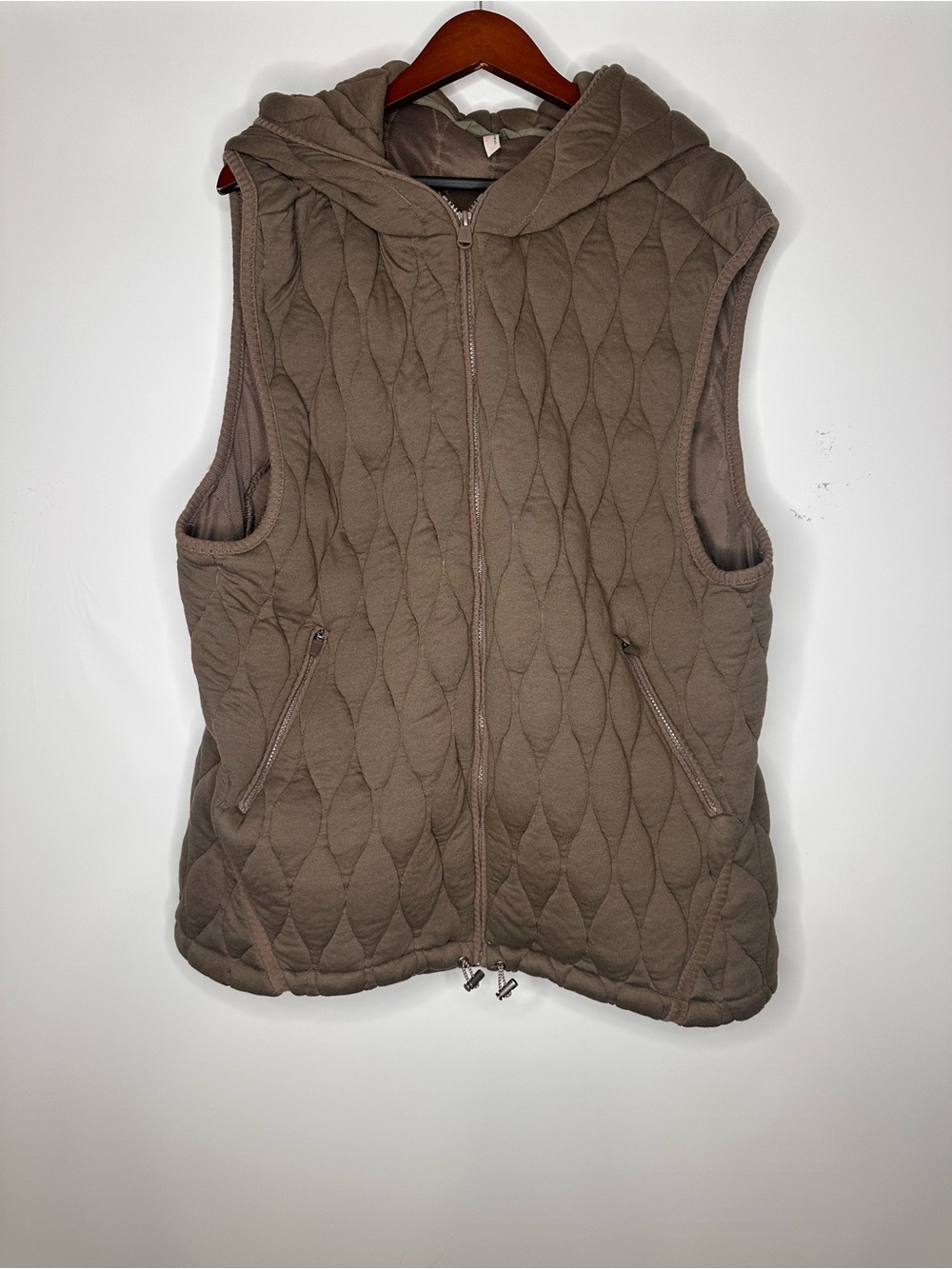 Free People Dream Big Quilted Hooded Zip-Front Vest in Taupe Size XL
